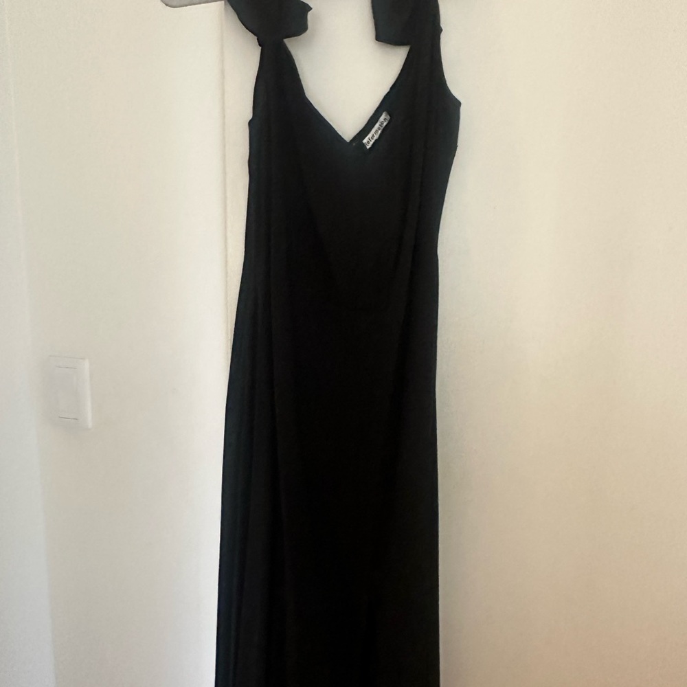 REFORMATION BRYSON Elegant Black Evening Dress